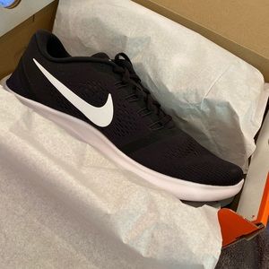 Nike Free Run BRAND NEW